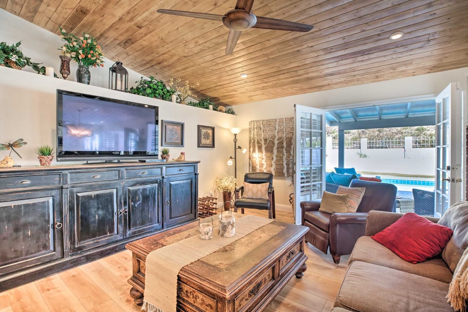 Heated Pool, Views, & Trail Access: Phoenix Escape House in Phoenix