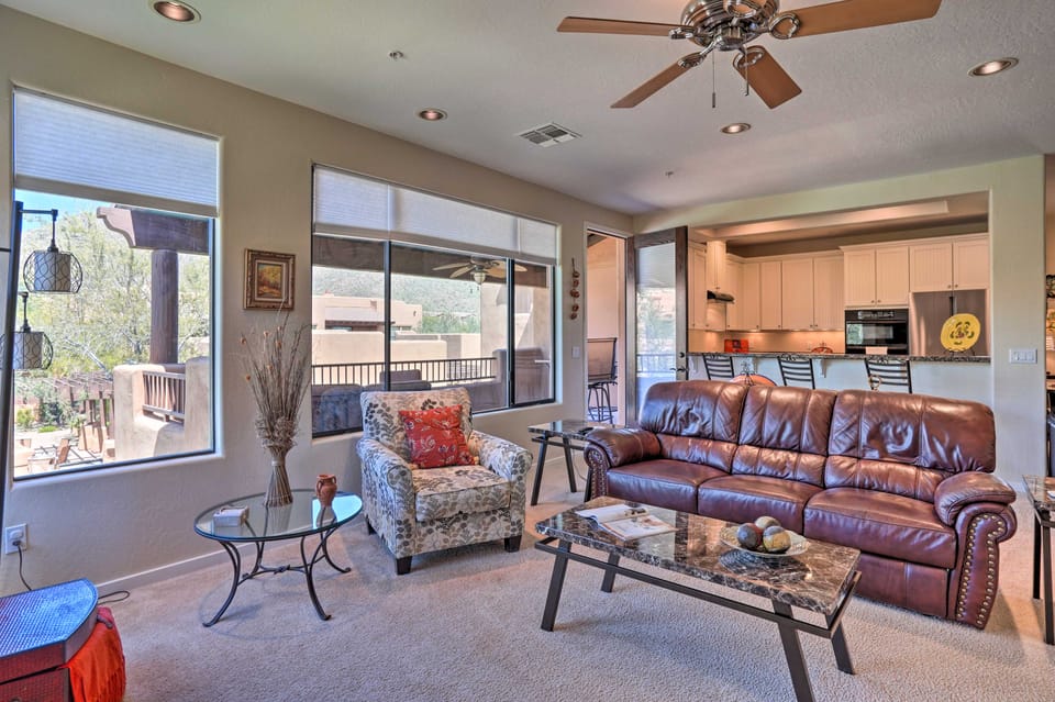 Pool Access, Views: 'Scottsdale Serenity' Condo! Apartment in Scottsdale