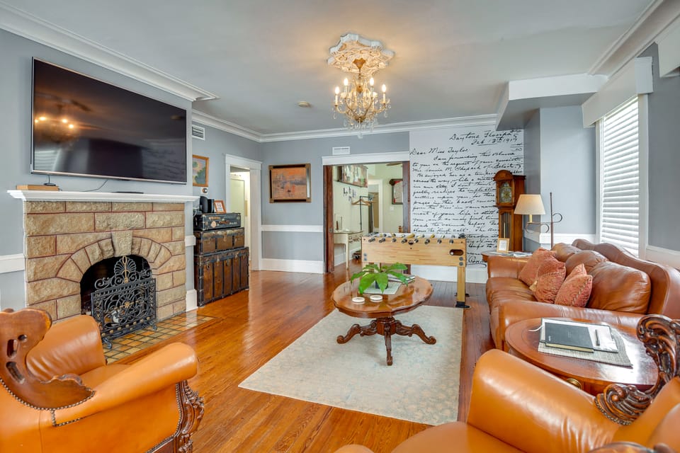 Historic Home < 2 Mi to Daytona Beach & Pier! Apartment in Florida
