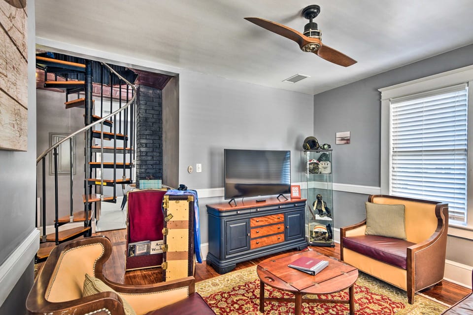 Downtown Daytona Beach Home: Walk to Halifax River House in Florida