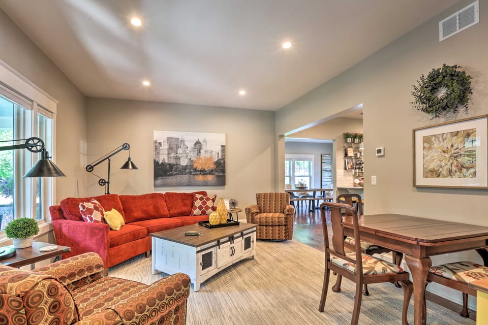 Renovated Craftsman House w/ Patio & Fire Pit! House in Indiana
