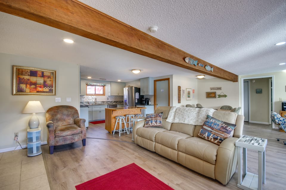 'Hiller Haus' w/ Boat Dock in Lake of the Ozarks! House in Lake of the Ozarks