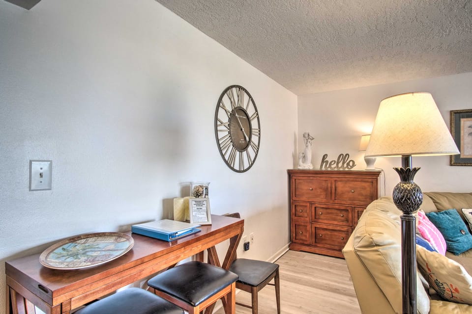 Sunny Cocoa Beach Condo w/ Balcony & Pool Access Apartment in Seacrest Beach