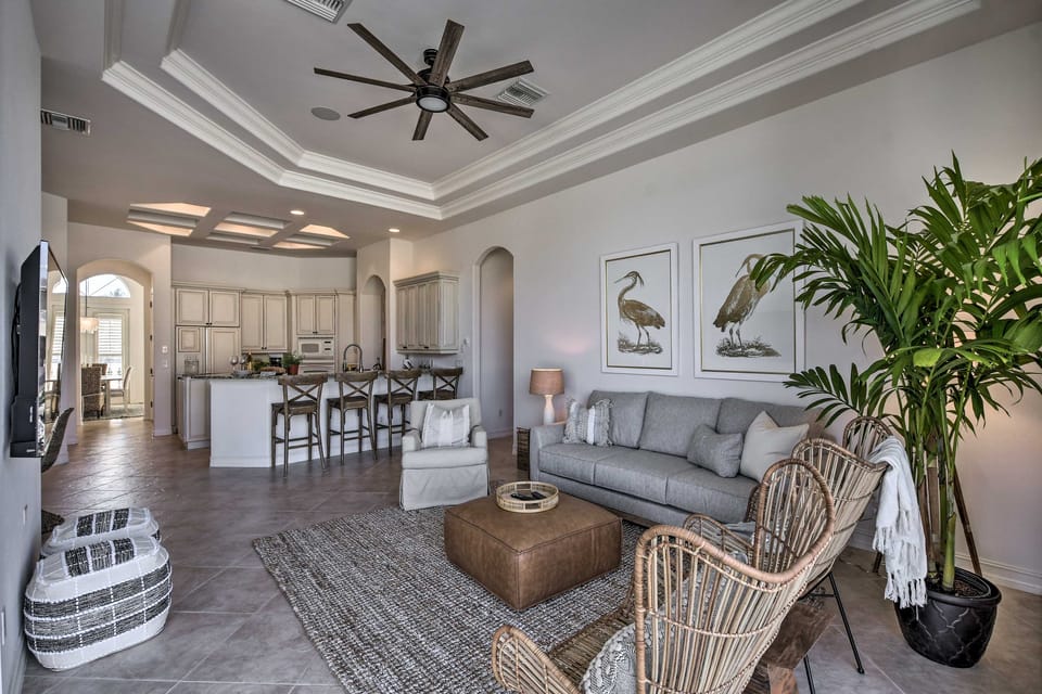 Luxury Island Oasis w/ Pool & Dock, 1 Mi to Beach! House in Marco Island