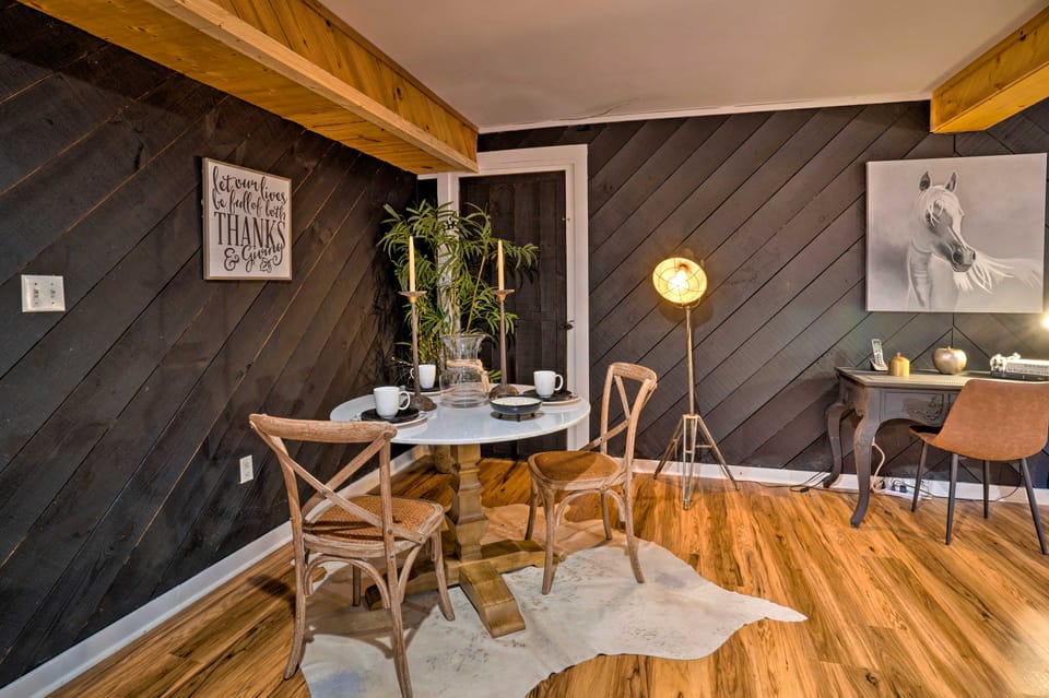 Country-Chic Waxhaw Studio w/ Pool Access! Apartment in South Carolina