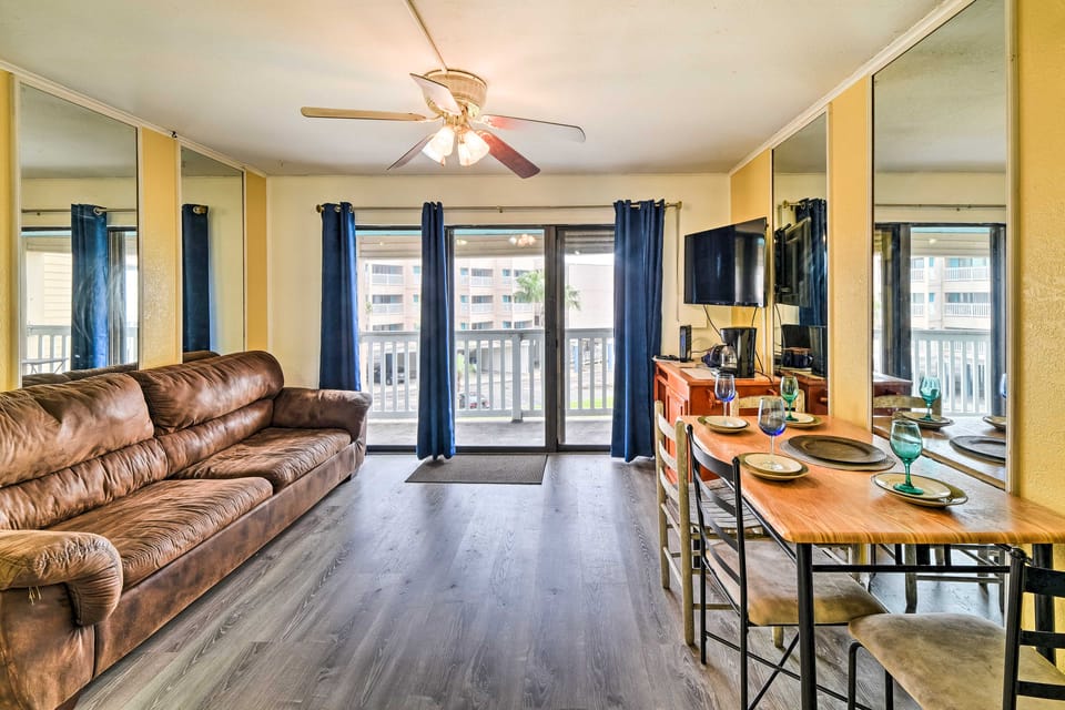 Seaside Corpus Christi Condo at The Villa del Sol! Apartment in Nueces County