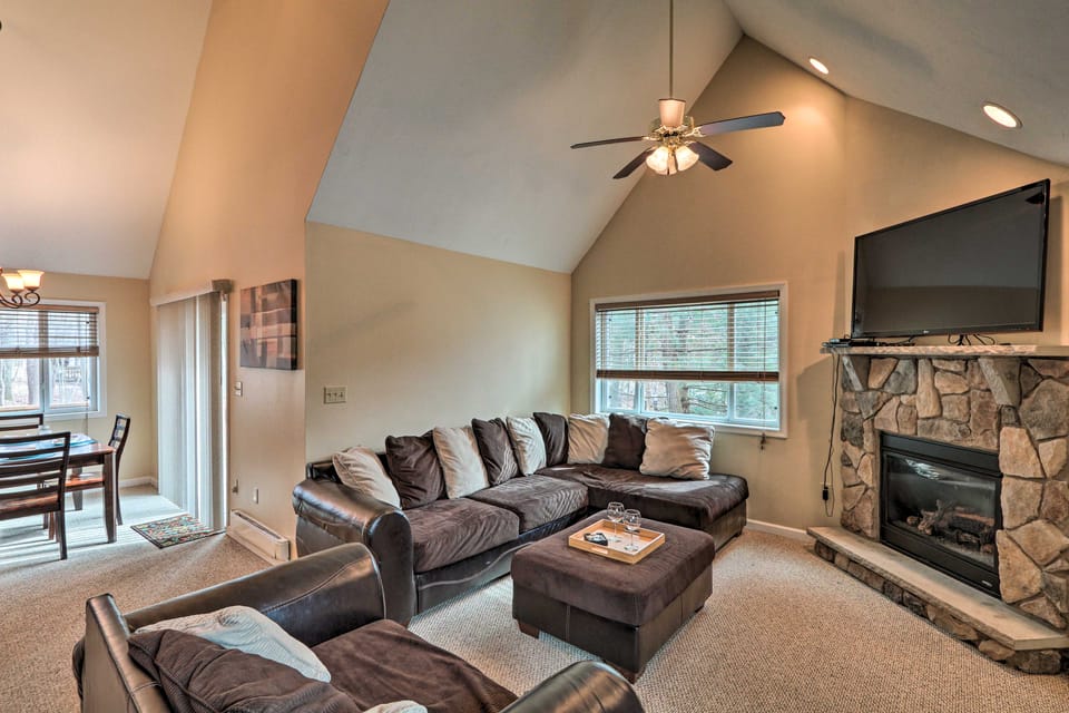 6 Mi to Skiing: Family Poconos Home w Decks! House in Kidder Township