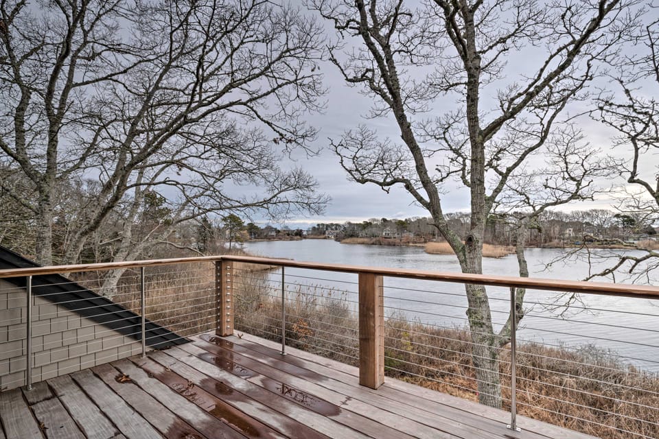 1 Mi to Ferry & Beach: Waterfront Hyannis Home! House in Hyannis