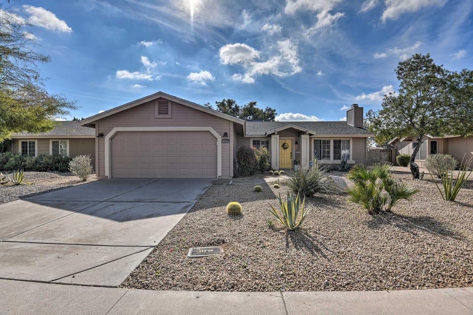 Work, Play & Stay: Scottsdale Gem w/ Outdoor Oasis House in Kierland