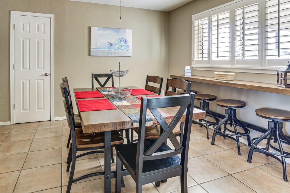 Family-Friendly El Paso Home Near Parks & Malls! House in Ciudad Juarez