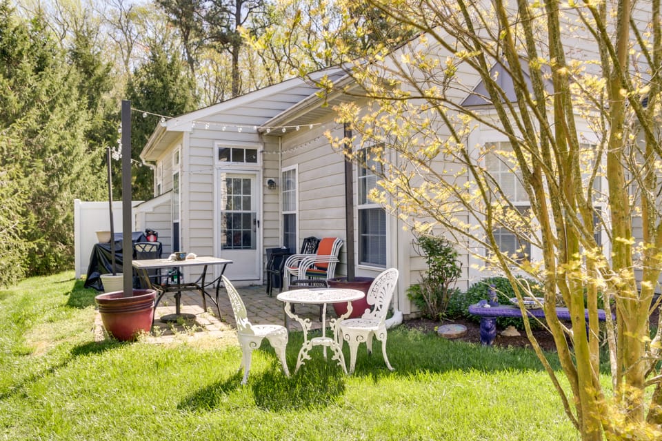 3 Mi to Boardwalk: Bethany Beach House w/ Patio! Villa in Millville