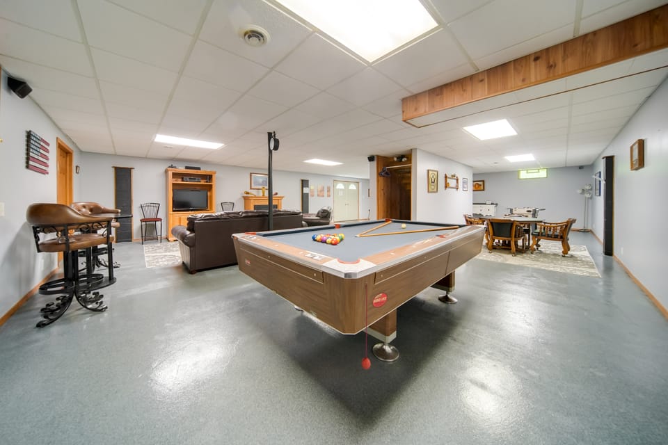 Secluded Ohio Getaway on 65 Acres! House in Lake Erie