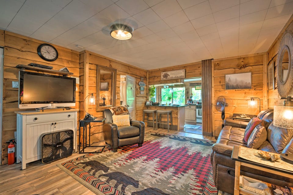 Adirondack Mountains Cottage Near Gore Mountain! Cottage in Capital District, NY, USA