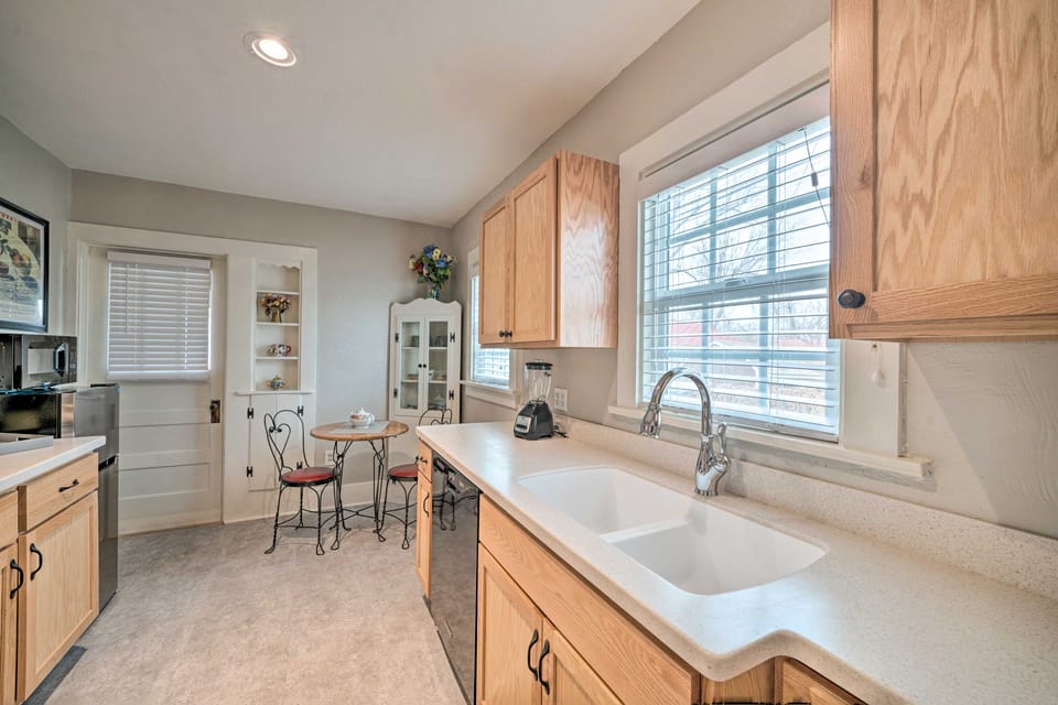 Well-equipped Cody Cottage: 2 Miles to Cody Rodeo! Cottage in Cody