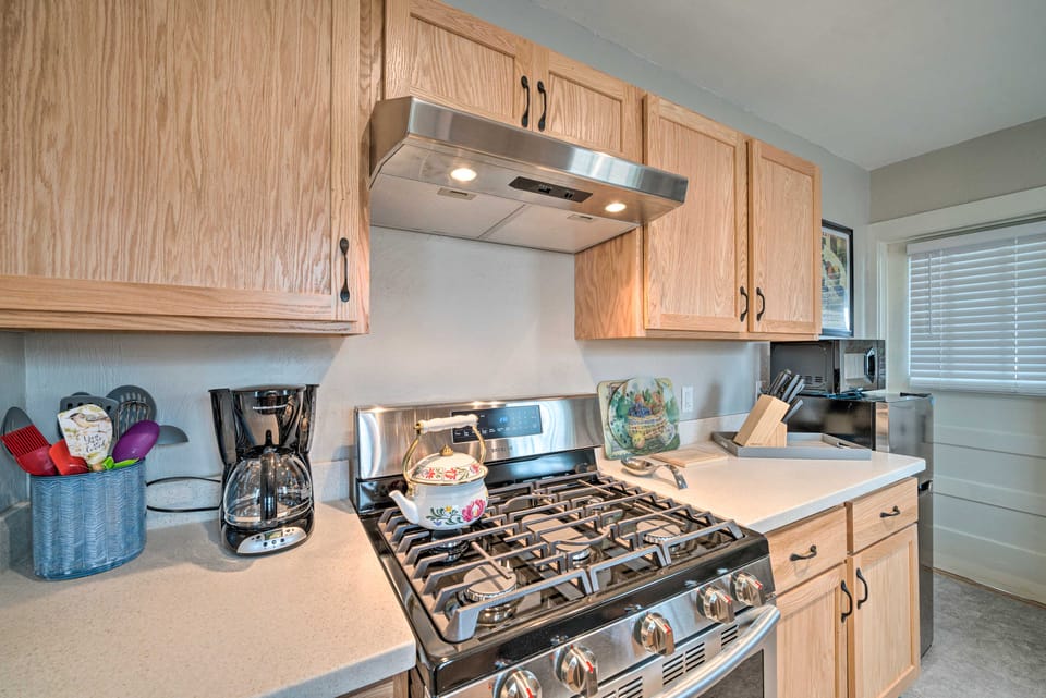 Well-equipped Cody Cottage: 2 Miles to Cody Rodeo! Cottage in Cody