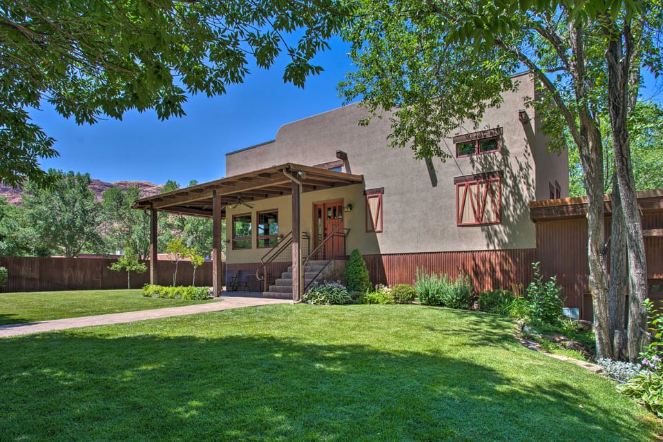 Moab Getaway w/ Ample Parking, Walk to Main Street House in Moab