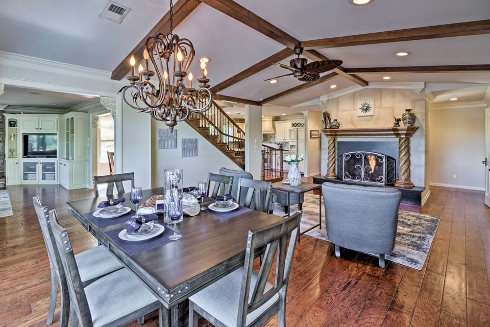 Lakefront Oasis w/ Private Dock in Hot Springs! House in Rockwell