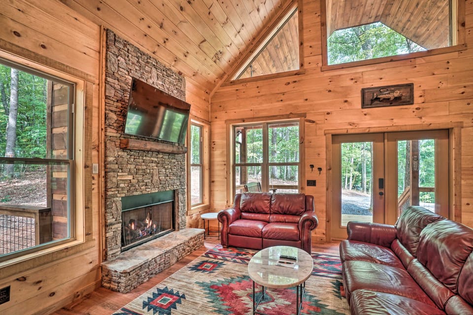 Peaceful Cabin on 3 Private Acres: Deck & Fire Pit House in Union County