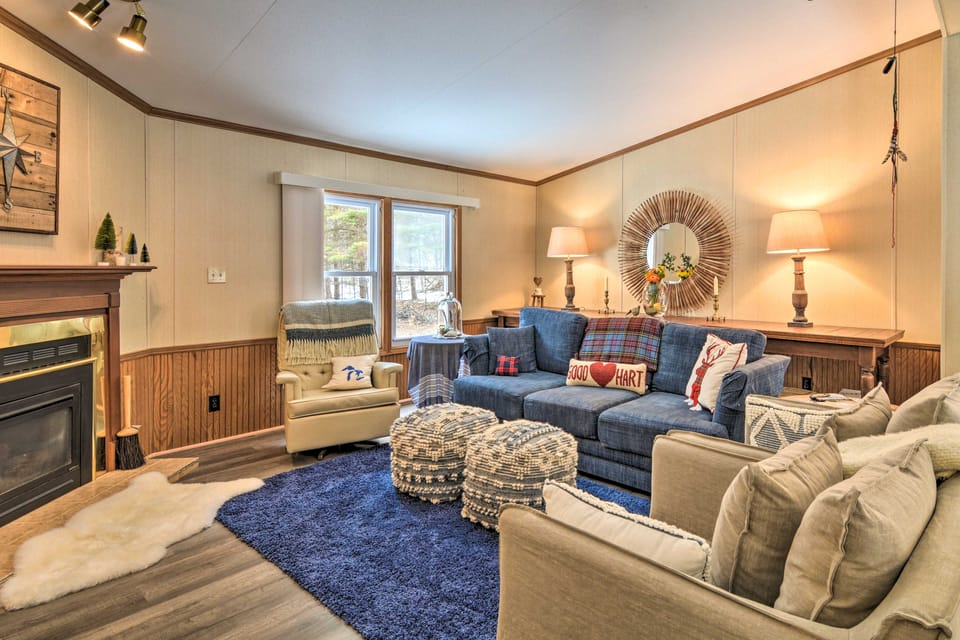 Woodland Retreat: Near Trails, Golf & Wineries! House in Michigan