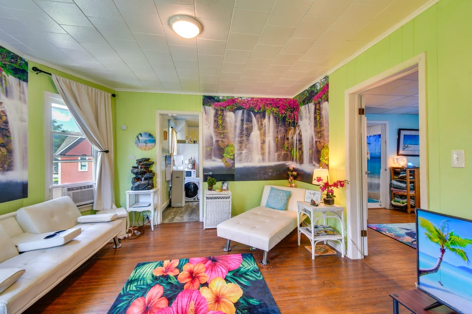 Rochester Escape w/ Hot Tub & Game Room! Apartment in Brighton