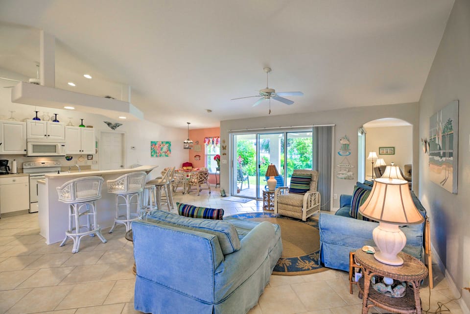Quiet Home w/ Backyard & Grill in Cape Coral! House in Cape Coral