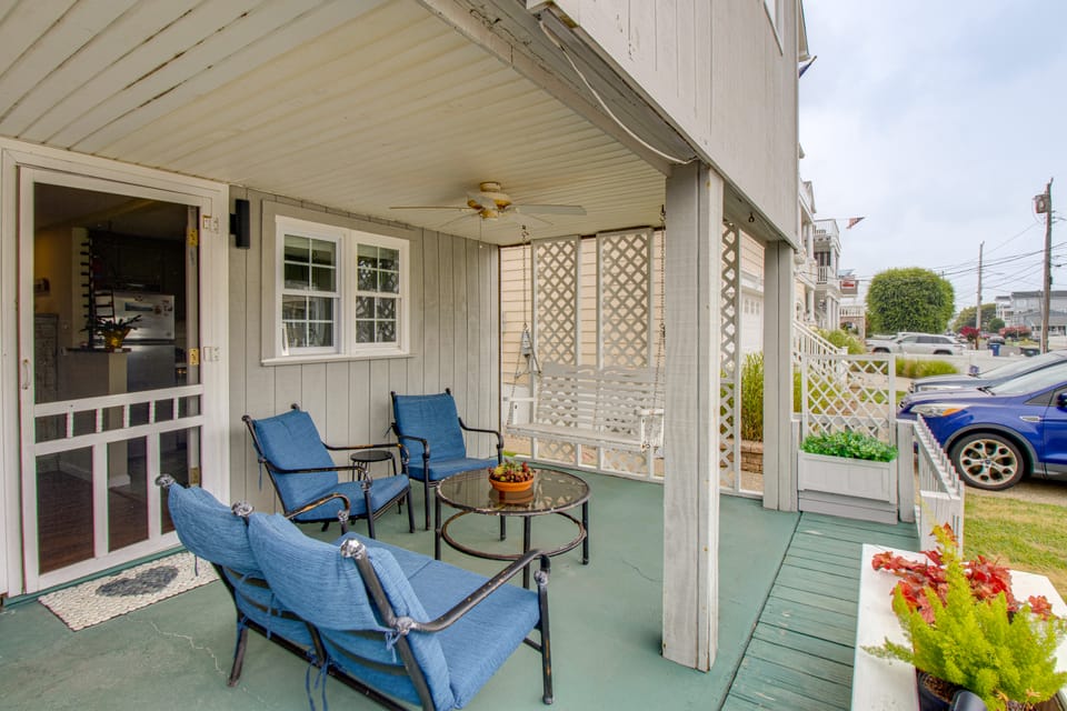 Cozy Beach Getaway ~  6 Mi to Atlantic City! House in Brigantine