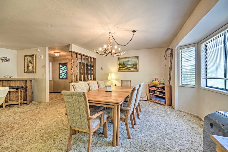 Home w/ Serene Deck in Twain Harte! House in Twain Harte