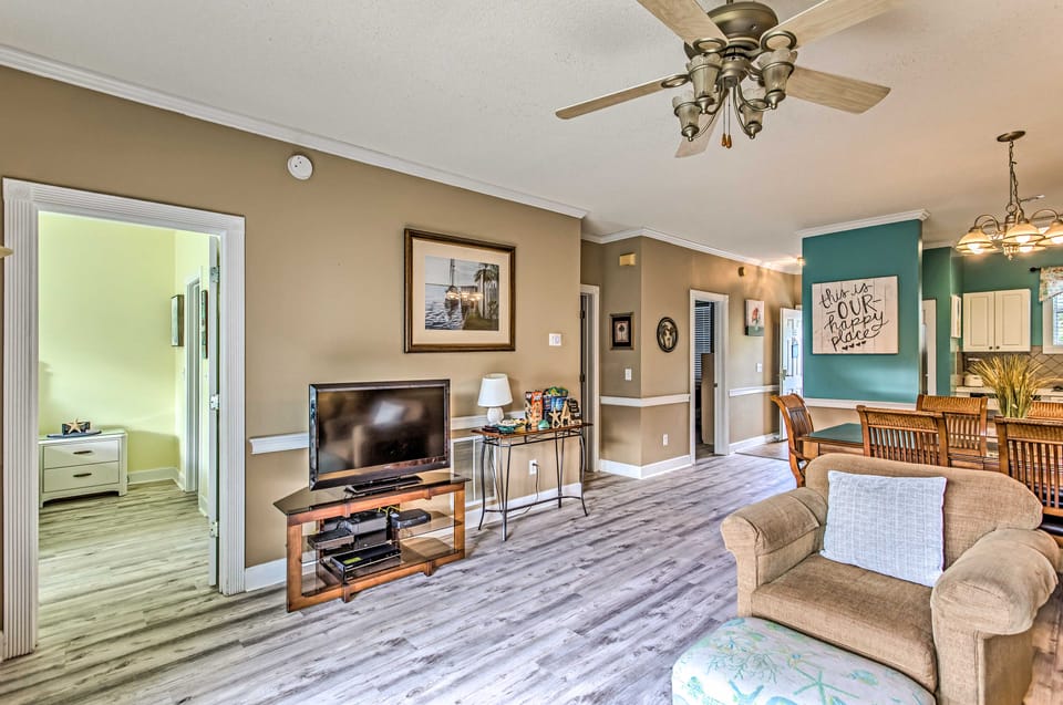 2 Mi to Beach: Myrtlewood Condo w/ Resort Perks! Apartment in Carolina Forest