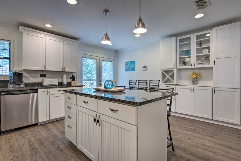 Gulfport Bungalow by Jones Park/Beach Access! House in Gulfport