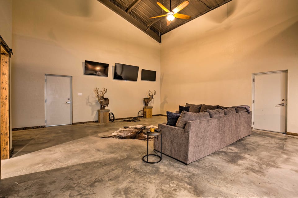 Secluded Home w/ Gas Grill, 3 Mi to Boating! House in Texas