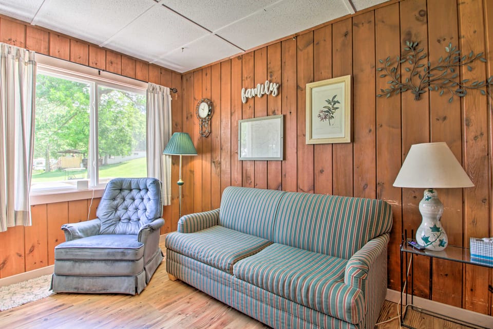 Leisurely Lake Retreat: Boat Rentals & Fishing! House in Minnesota