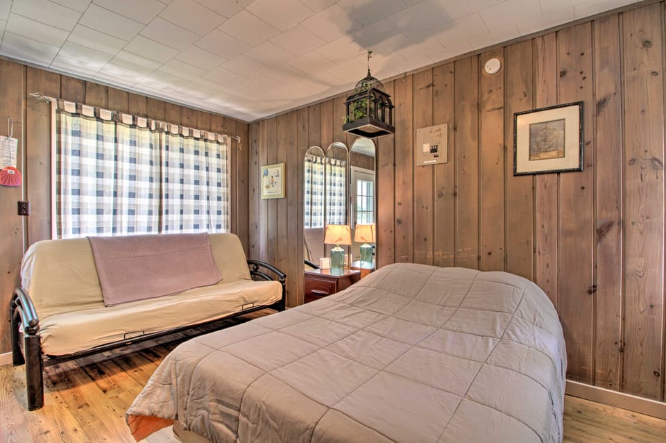Pet-Friendly Lake Cabin: Boat Rentals & Dock! House in Minnesota