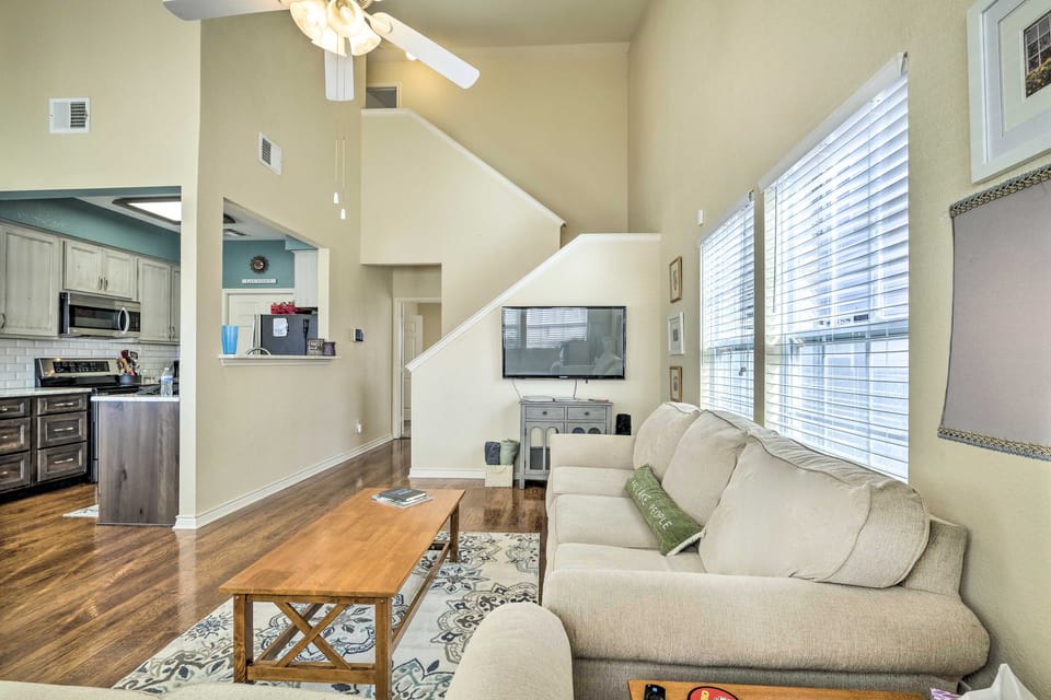 Walk to Lake + Pool Access! Family Gem in Afton Apartment in Ozark Mountains