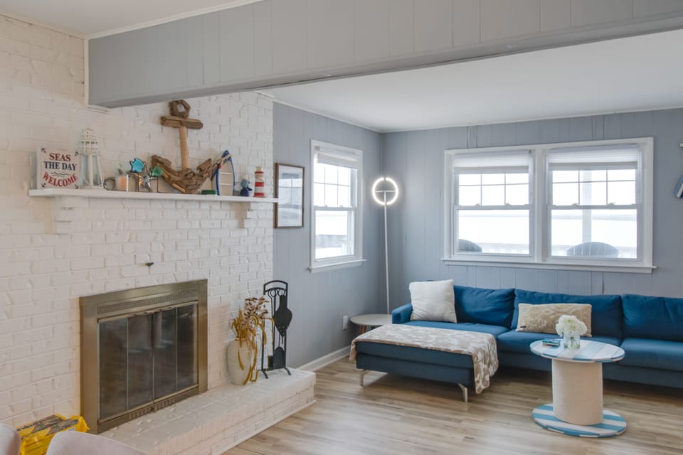 Bayfront Brigantine Escape w/ Porch & Bay Views! House in Brigantine