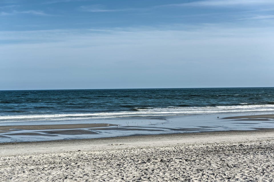 Bayfront Brigantine Escape w/ Porch & Bay Views! House in Brigantine