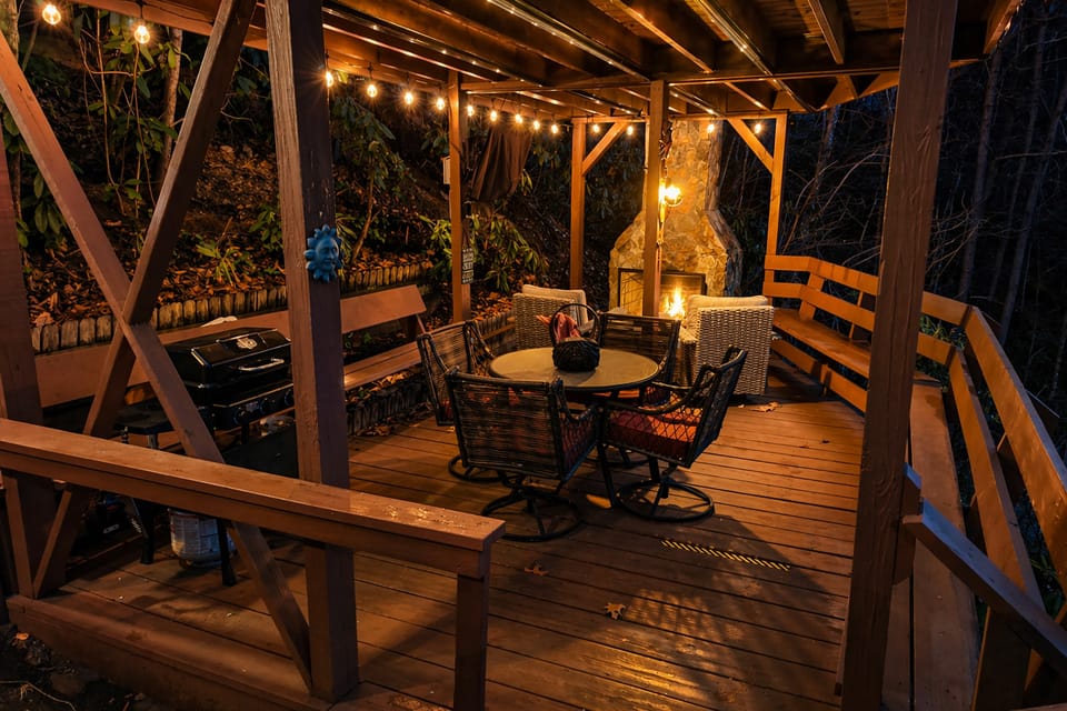 1 Mile to Golfing: Porch w/ Fireplace + Mtn Views! House in Maggie Valley