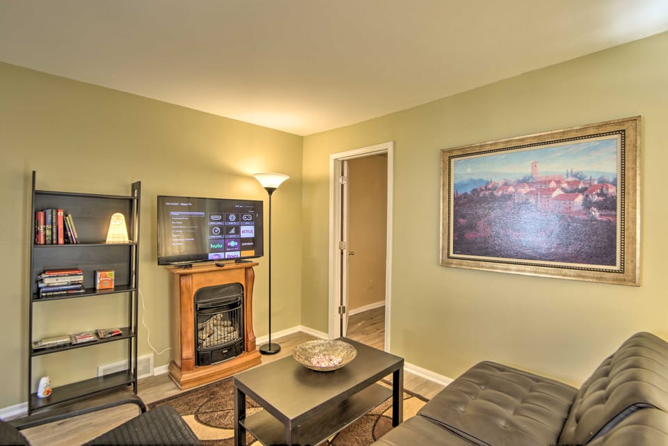 Royal Oak Hideaway: 15 Mi to Downtown Detroit! House in Royal Oak