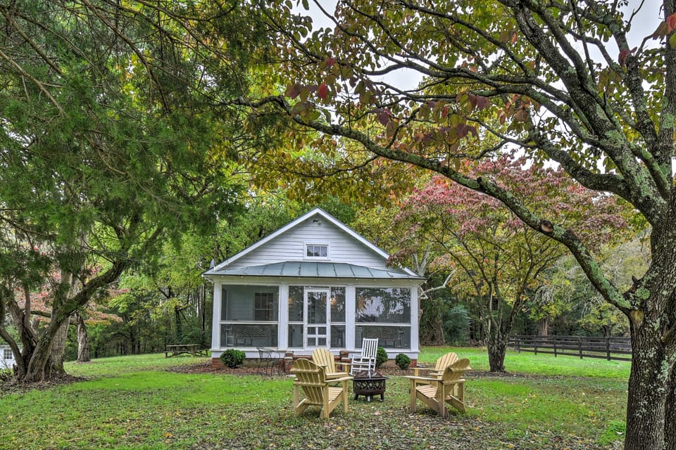 Restored 1930s Cottage on 1 Acre w/ Fire Pit Cottage in Virginia