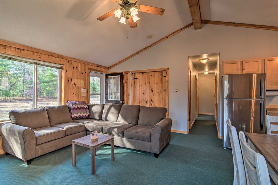 ORV, Snowmobiling & Hunting Cabin on Groomed Trail House in Michigan