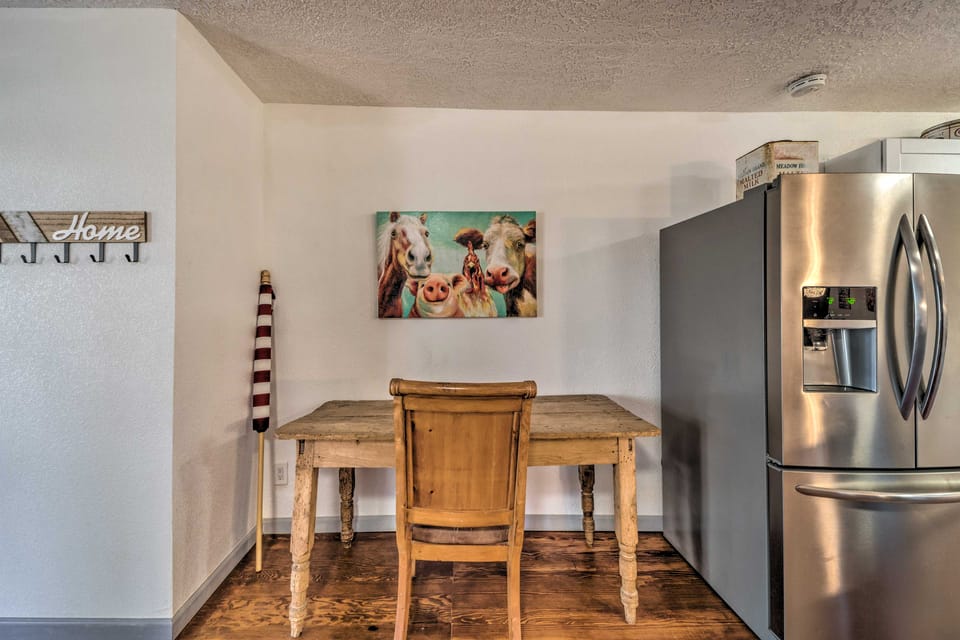 Ruidoso Cabin - Walk to Midtown Dining & Shops! House in Ruidoso