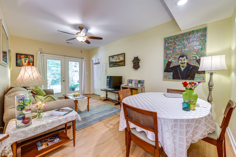 Charming Charlottesville Apt w/ Outdoor Space! House in Shenandoah Valley