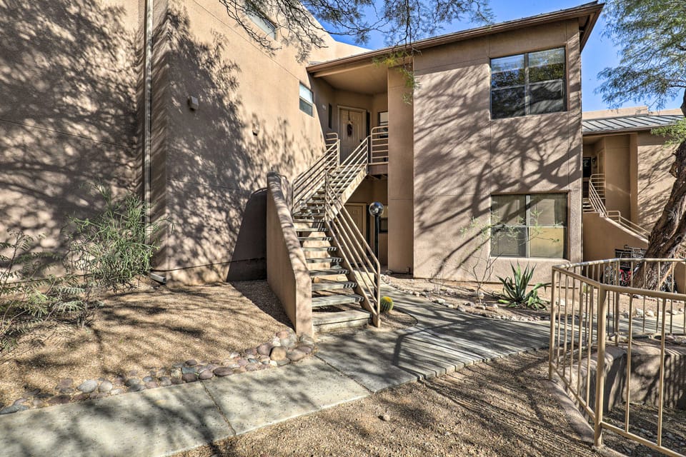 Serene Desert Escape w/ Porch & Resort-Style Perks Apartment in Catalina Foothills
