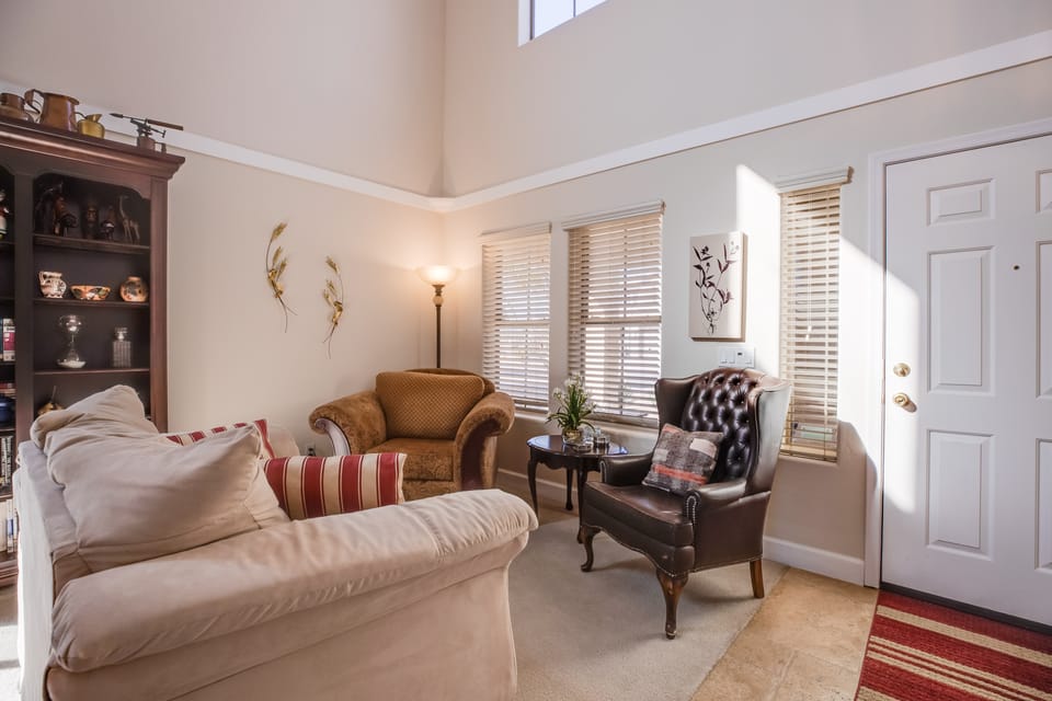 Golfer's Oasis w/ Balcony & BBQ in San Tan Valley House in Johnson Ranch