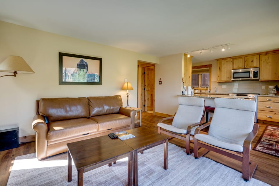 Ski-In Breck Condo: Walk to Shops & Restaurants! Apartment in Breckenridge