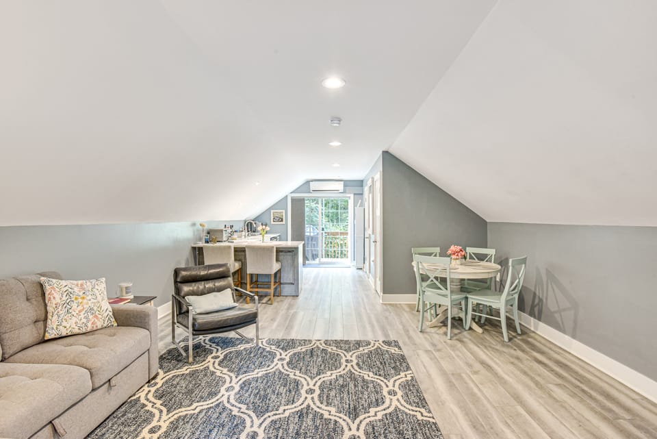 Benton Harbor Apt w/ Balcony + Fire Pit Apartment in Michigan