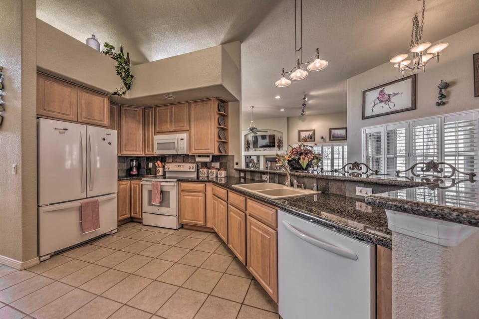 Hot Tub & Deck: Family Ruidoso Retreat! House in Ruidoso