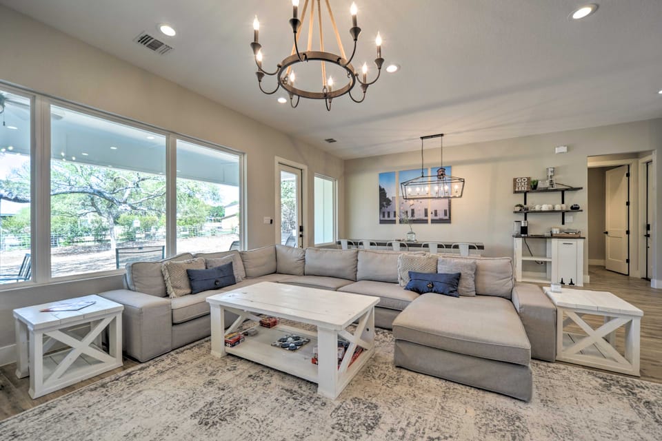 Brand New Modern Canyon Lake Escape w/ Fire Pit! House in Canyon Lake