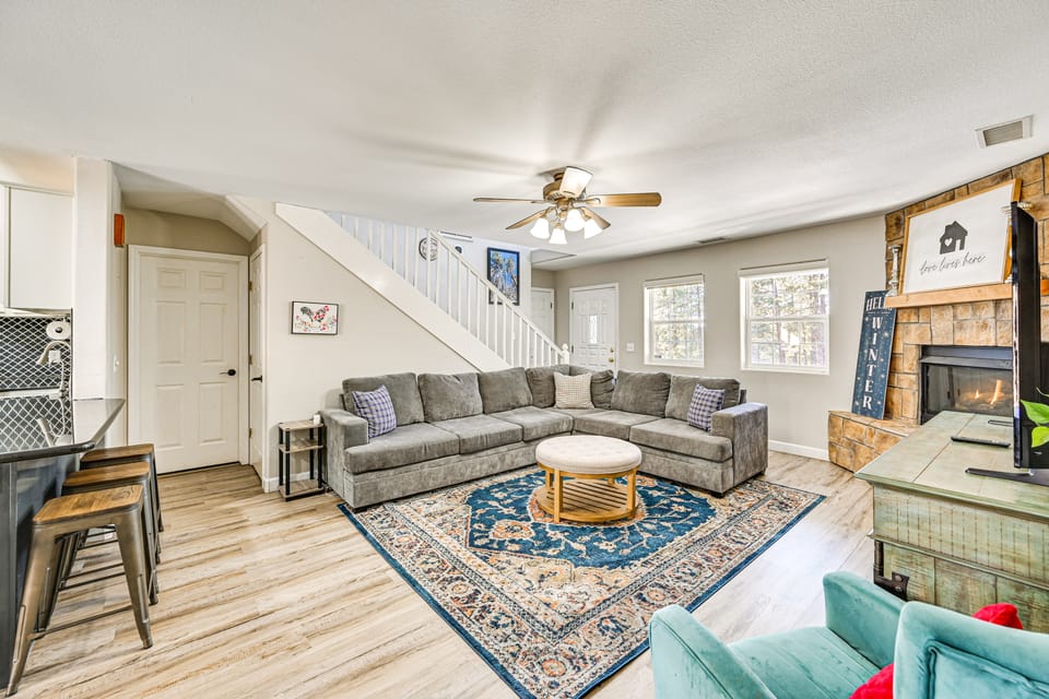 1 Mi to NAU: High-Country Home w/ Gorgeous Views! House in Flagstaff