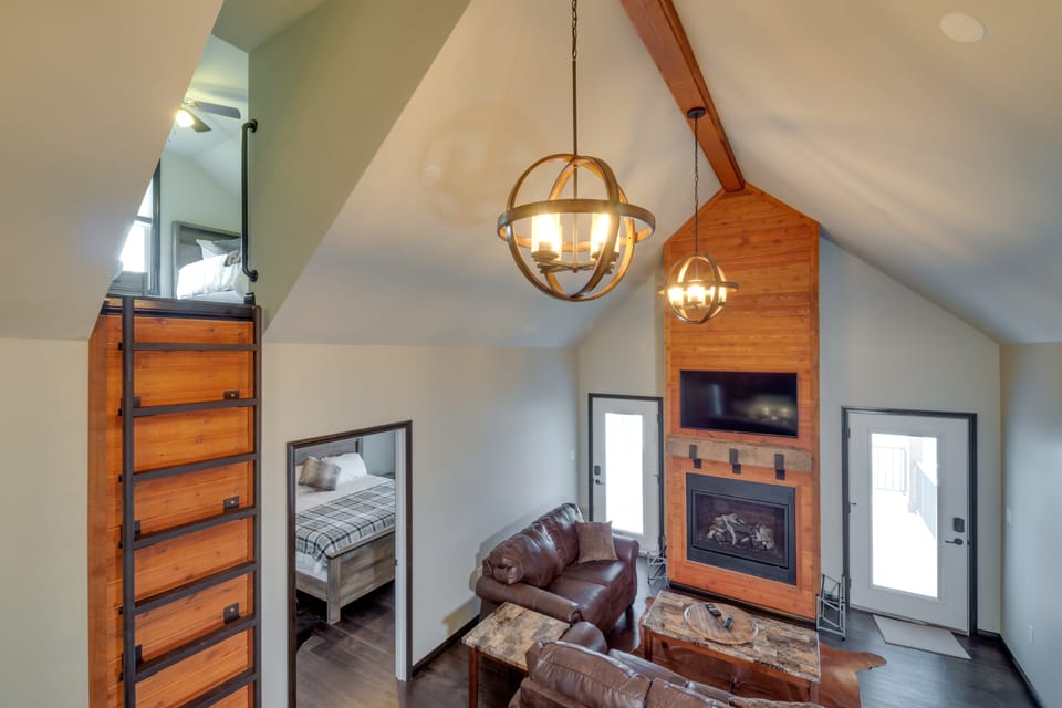 Tranquility Lake Getaway on 27 Acres! House in Kentucky