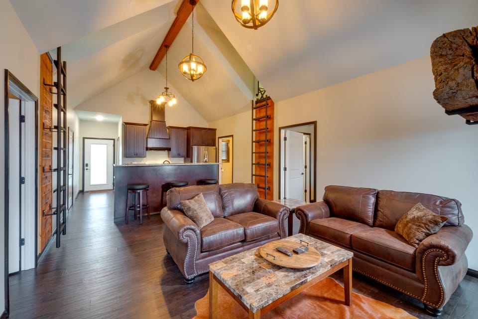 Tranquility Lake Getaway on 27 Acres! House in Kentucky